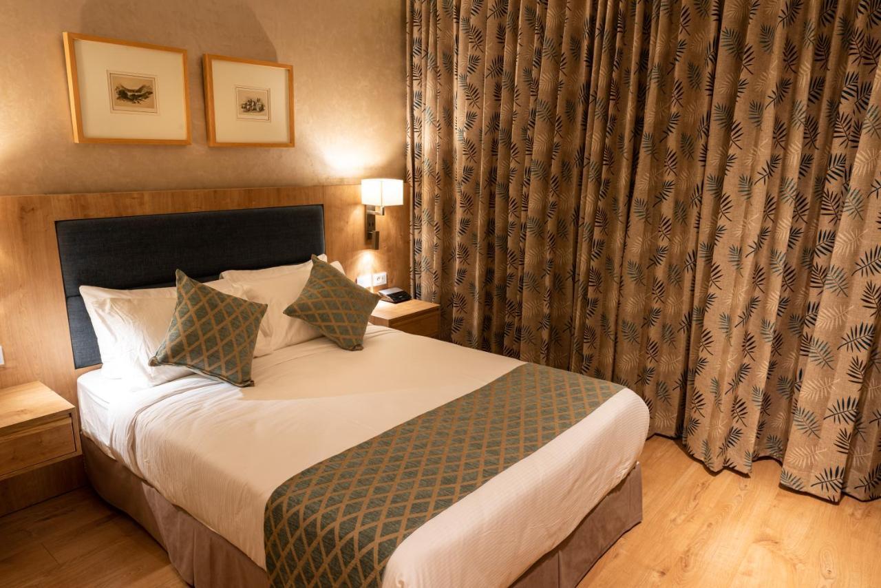 Hotel Ambassador Boutique - 2*
